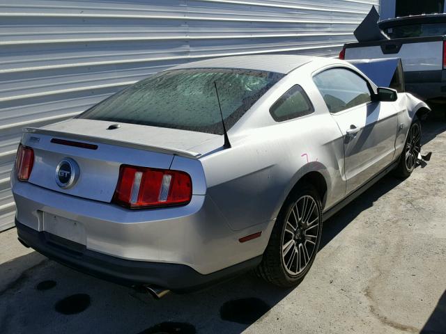 1ZVBP8CH6A5150331 - 2010 FORD MUSTANG GT SILVER photo 4