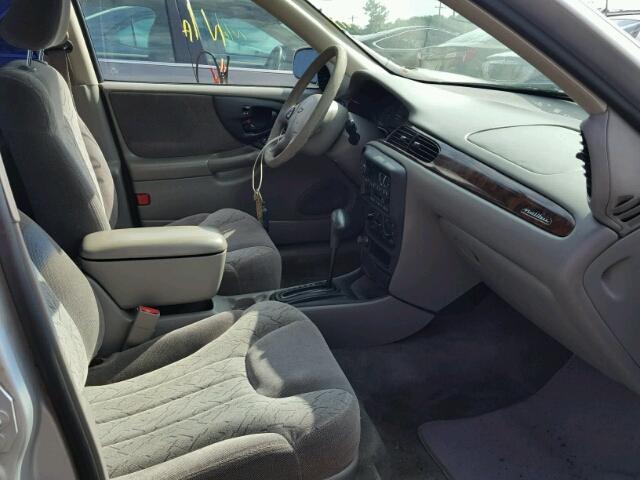 1G1NE52JX16142230 - 2001 CHEVROLET MALIBU LS 银色 照片 5