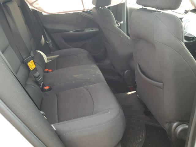 1G1ZB5ST7GF295121 - 2016 CHEVROLET MALIBU LS SILVER photo 6