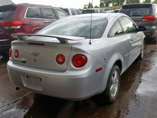 1G1AT18HX97265209 - 2009 CHEVROLET COBALT LT SILVER photo 4