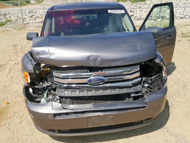 2FMDK51C49BA17246 - 2009 FORD FLEX SE GRAY photo 7