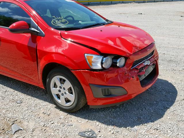 1G1JA5SH2G4162953 - 2016 CHEVROLET SONIC LS RED photo 9