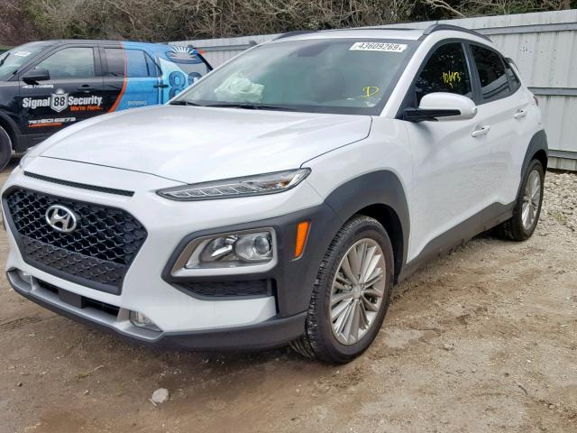 KM8K62AA5JU075440 - 2018 HYUNDAI KONA SEL WHITE photo 2