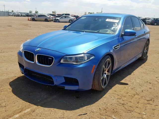 WBSFV9C55GD595818 - 2016 BMW M5 BLUE photo 2