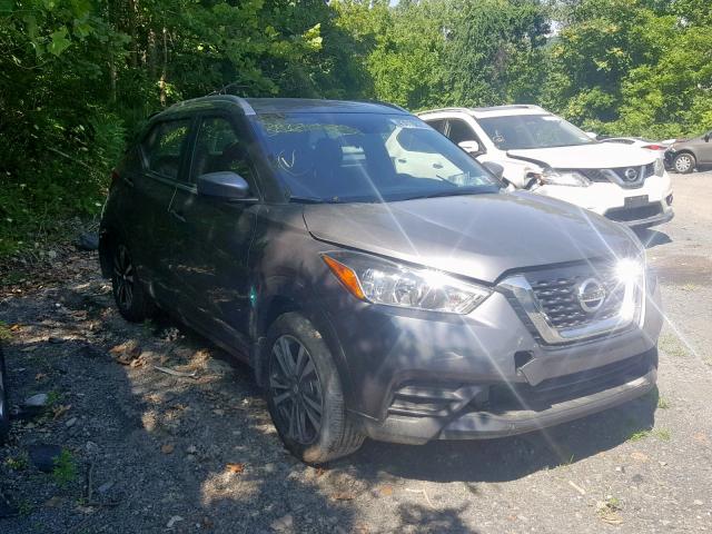 3N1CP5CU7JL539369 - 2018 NISSAN KICKS S GRAY photo 1