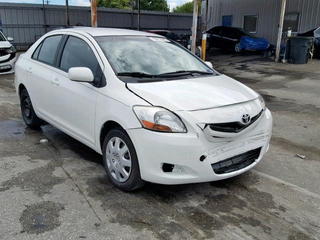 JTDBT4K39B1405866 - 2011 TOYOTA YARIS WHITE photo 1