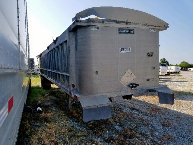 1R1D13925SJ095807 - 1995 UTILITY TRAILER SILVER photo 1