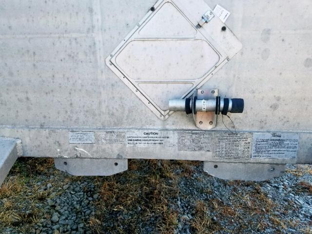 1R1D13925SJ095807 - 1995 UTILITY TRAILER SILVER photo 8