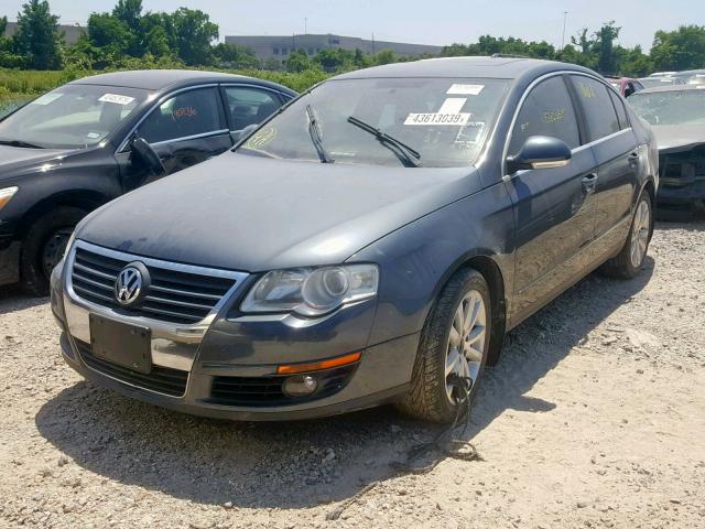 WVWJK7AN8AE131473 - 2010 VOLKSWAGEN PASSAT KOM GRAY photo 2