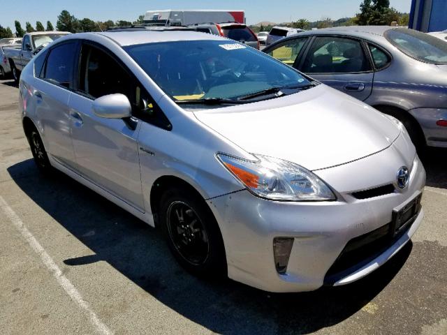 JTDKN3DU3E0373226 - 2014 TOYOTA PRIUS SILVER photo 1