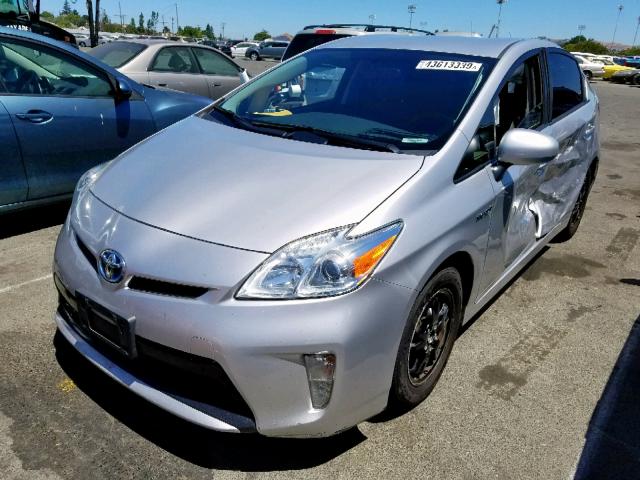 JTDKN3DU3E0373226 - 2014 TOYOTA PRIUS SILVER photo 2