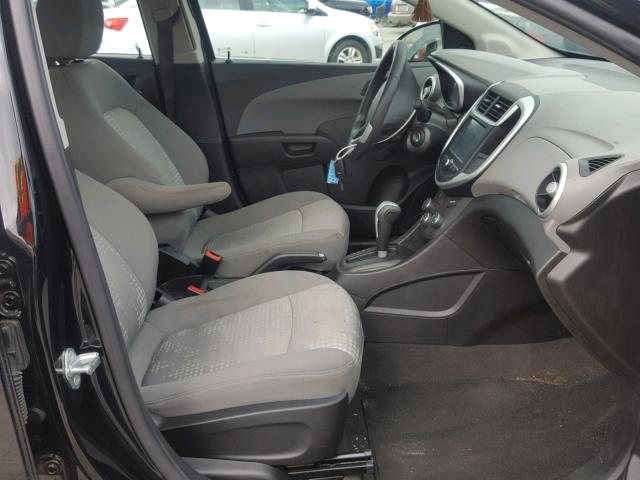 1G1JB5SH4H4176982 - 2017 CHEVROLET SONIC LS 黑色 照片 5
