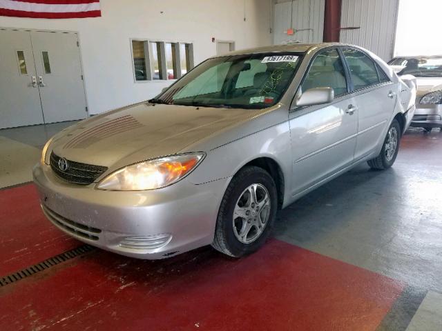 4T1BE32K43U151183 - 2003 TOYOTA CAMRY LE SILVER photo 2