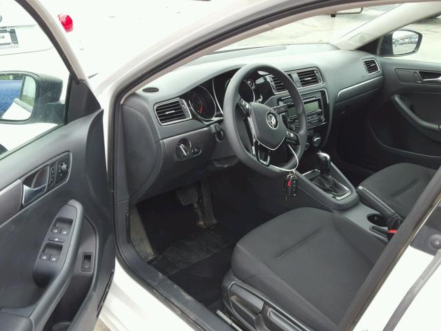 3VWLA7AJ8FM329204 - 2015 VOLKSWAGEN JETTA TDI WHITE photo 9