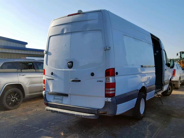 WD0PF445085346369 - 2008 DODGE SPRINTER 3 WHITE photo 4