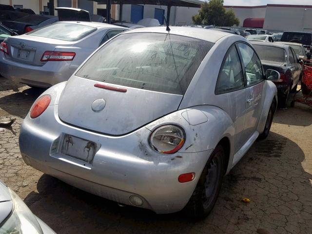 3VWBK31C95M402663 - 2005 VOLKSWAGEN NEW BEETLE ვერცხლისფერი ფოტო 4