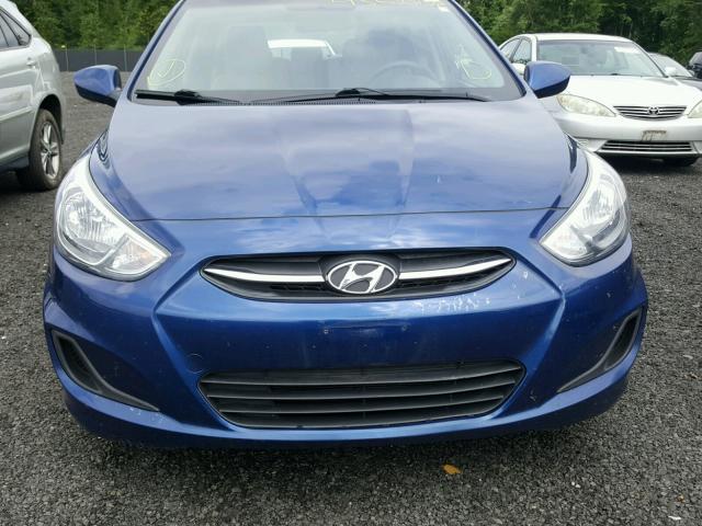 KMHCT4AE5GU096972 - 2016 HYUNDAI ACCENT SE BLUE photo 9