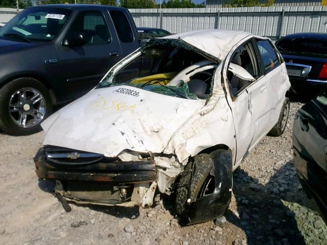 KL1TD66608B044670 - 2008 CHEVROLET AVEO BASE Ақ фото 9