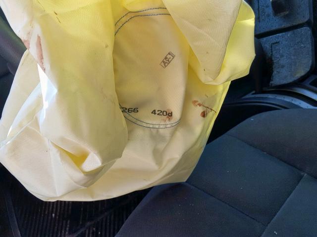 2G2WP522441313925 - 2004 PONTIAC GRAND PRIX GRAY photo 9