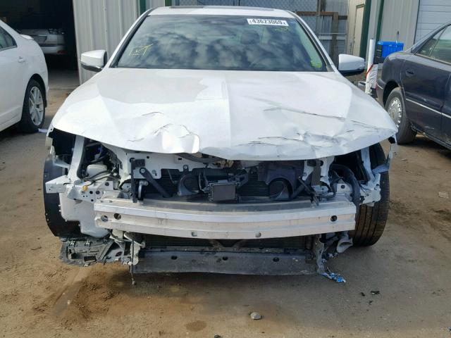 19UUB2F3XKA002989 - 2019 ACURA TLX WHITE photo 9