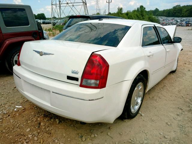 2C3KA53G56H371403 - 2006 CHRYSLER 300 TOURIN CREAM photo 4