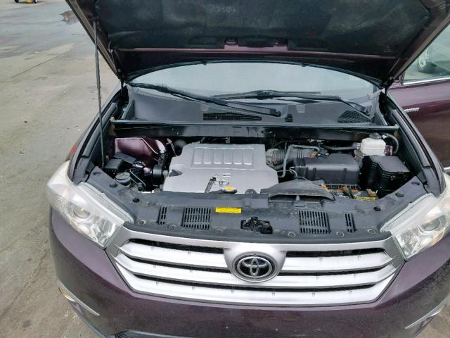 5TDDK3EH4DS181781 - 2013 TOYOTA HIGHLANDER BURGUNDY photo 7