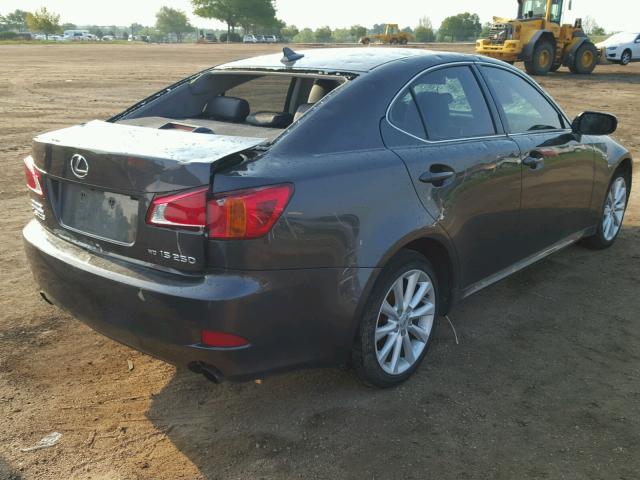 JTHCK262595035501 - 2009 LEXUS IS 250 GRAY photo 4