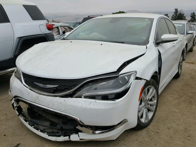 1C3CCCAB1HN509068 - 2017 CHRYSLER 200 LIMITE WHITE photo 2