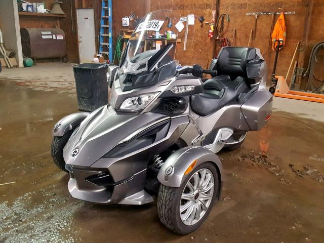 2BXNBBC16DV004508 - 2013 CAN-AM SPYDER ROA SILVER photo 2