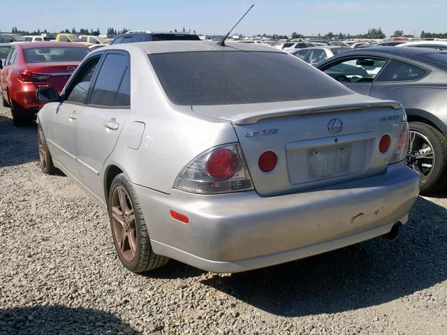 JTHBD192320064039 - 2002 LEXUS IS 300 SILVER photo 3