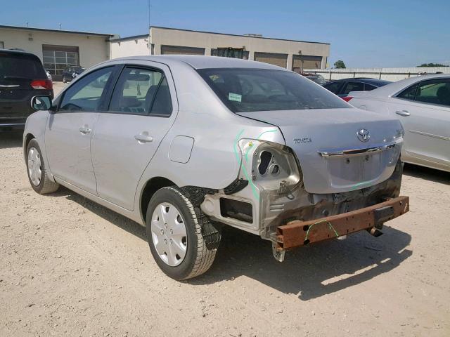 JTDBT903394059600 - 2009 TOYOTA YARIS SILVER photo 3