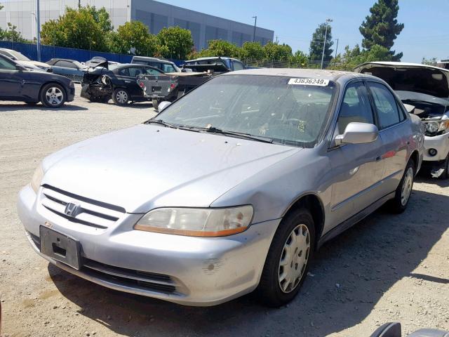 3HGCG66521G701555 - 2001 HONDA ACCORD LX SILVER photo 2