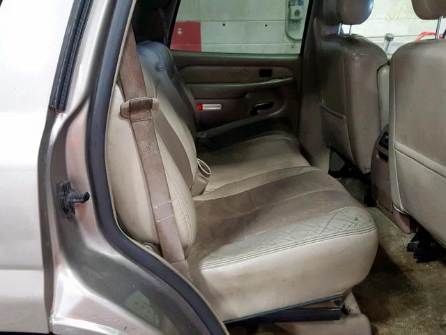 1GKEK63U72J327353 - 2002 GMC DENALI BEIGE photo 6