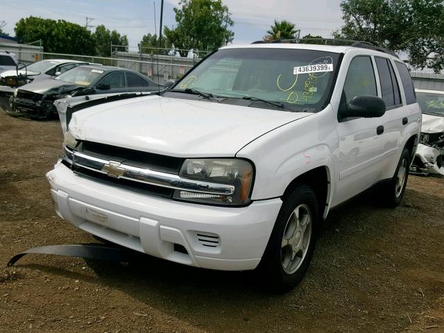 1GNDS13S262355786 - 2006 CHEVROLET TRAILBLAZE WHITE photo 2