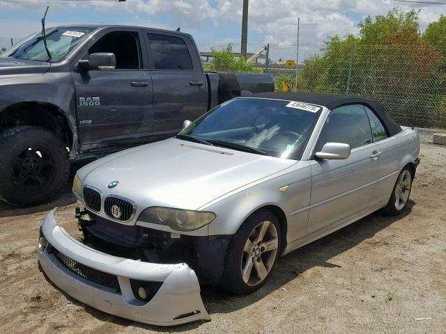 WBABW33435PL36308 - 2005 BMW 325 CI SILVER photo 2