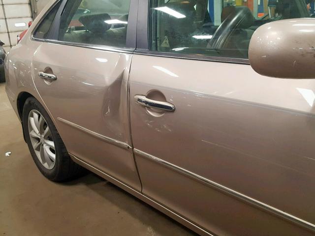 KMHFC46F36A128610 - 2006 HYUNDAI AZERA SE CREAM photo 9