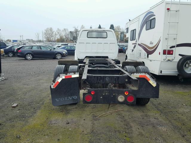 C17DDAV114005 - 1980 CHEVROLET FLATBED WHITE photo 6