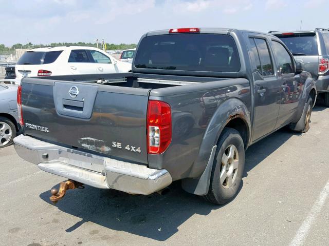 1N6AD07WX7C457472 - 2007 NISSAN FRONTIER C GRAY photo 4