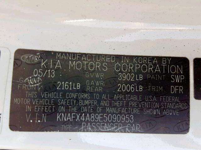 KNAFX4A89E5090953 - 2014 KIA FORTE EX WHITE photo 10