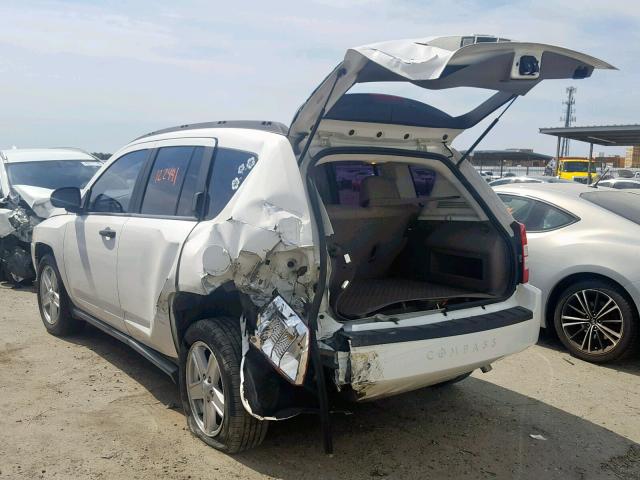 1J8FT47W97D213978 - 2007 JEEP COMPASS WHITE photo 3