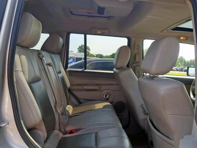 1J8HG58N28C124981 - 2008 JEEP COMMANDER GOLD photo 6