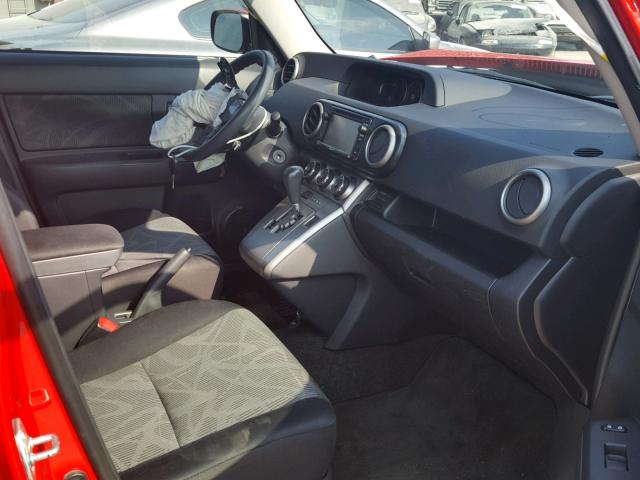 JTLZE4FE0FJ068583 - 2015 TOYOTA SCION XB Qırmızı foto 5