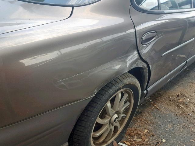 1G2WR5216YF312128 - 2000 PONTIAC GRAND PRIX GRAY photo 9