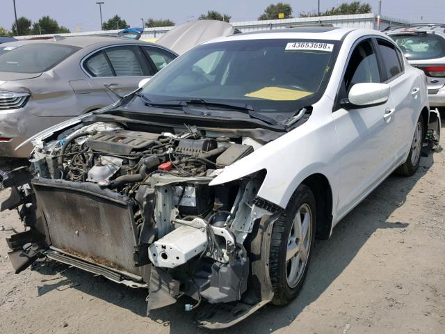 19VDE1F79EE007954 - 2014 ACURA ILX 20 TEC WHITE photo 2