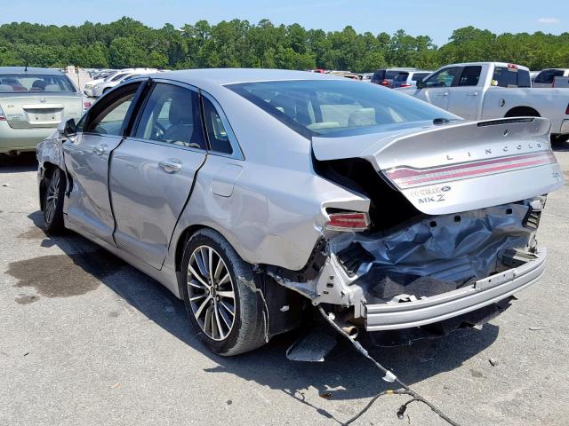 3LN6L5A93HR641937 - 2017 LINCOLN MKZ PREMIE SILVER photo 3