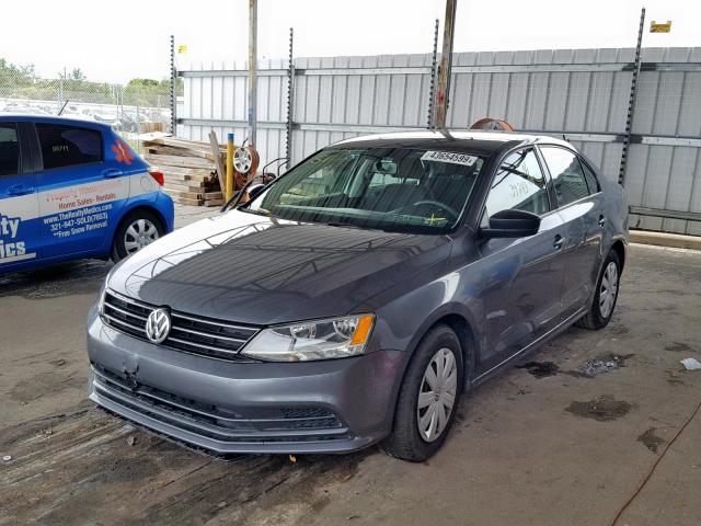 3VW2K7AJ4FM294699 - 2015 VOLKSWAGEN JETTA BASE GRAY photo 2