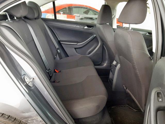 3VW2K7AJ4FM294699 - 2015 VOLKSWAGEN JETTA BASE GRAY photo 6