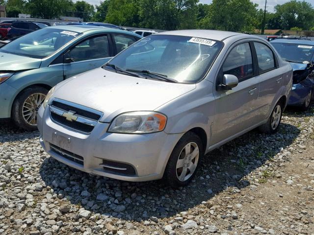 KL1TD56E79B378505 - 2009 CHEVROLET AVEO LS SILVER photo 2