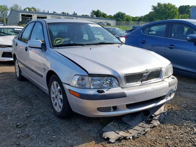 YV1VS29572F855654 - 2002 VOLVO S40 1.9T SILVER photo 1