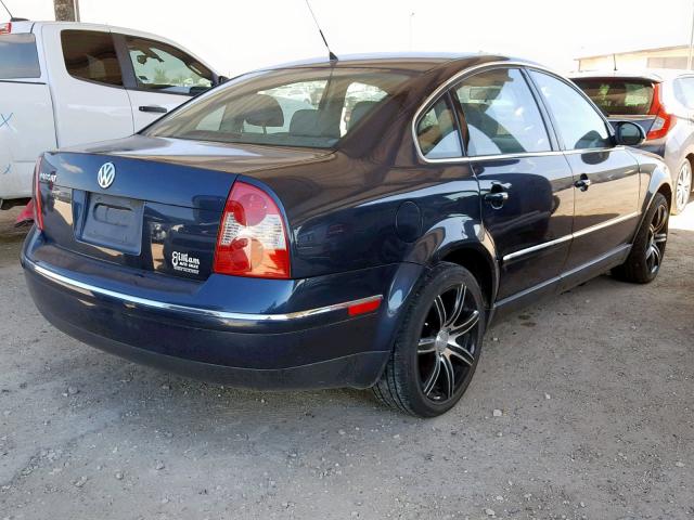 WVWAD63B05E054112 - 2005 VOLKSWAGEN PASSAT GLS BLUE photo 4